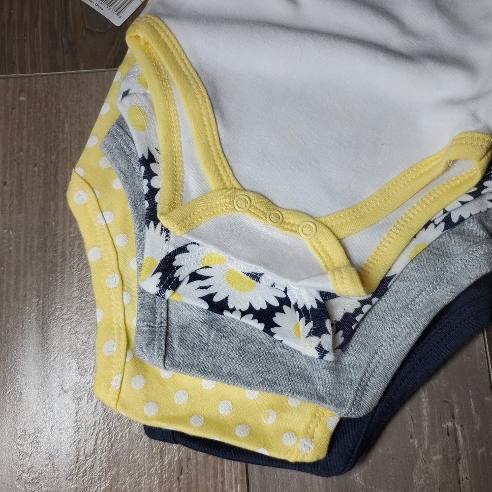 NWT Hudson Baby Navy and Yellow Daisy Bodysuit Set 100% Cotton 5pc 0-3M